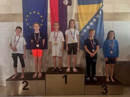 Fužinarjeve plavalke in plavalci uspešni na memorialu (3)